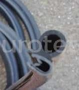 Goma negra sellante  puerta perfil lateral sellado caravana o autocaravana 2
